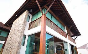 Flat Muro Alto Manihi1101